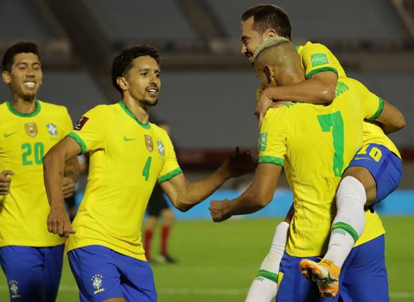 Brazil độc diễn vòng loại World Cup Nam Mỹ